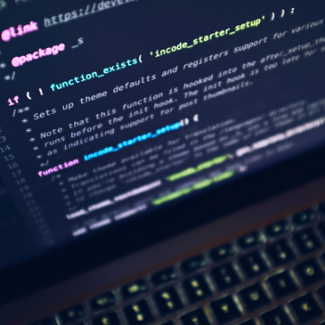 Recruter un développeur freelance : 5 bonnes raisons