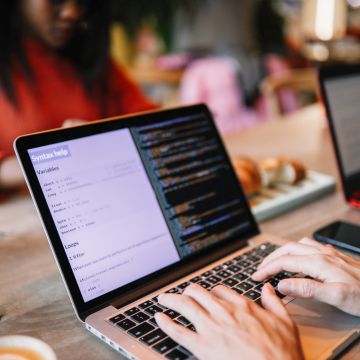 Emploi informatique : comment postuler sans diplôme